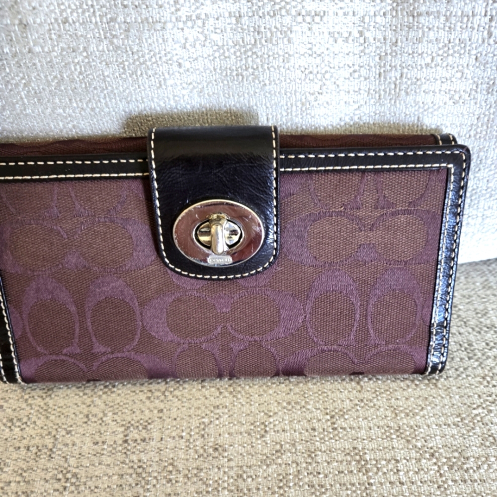 COACH brown wallet